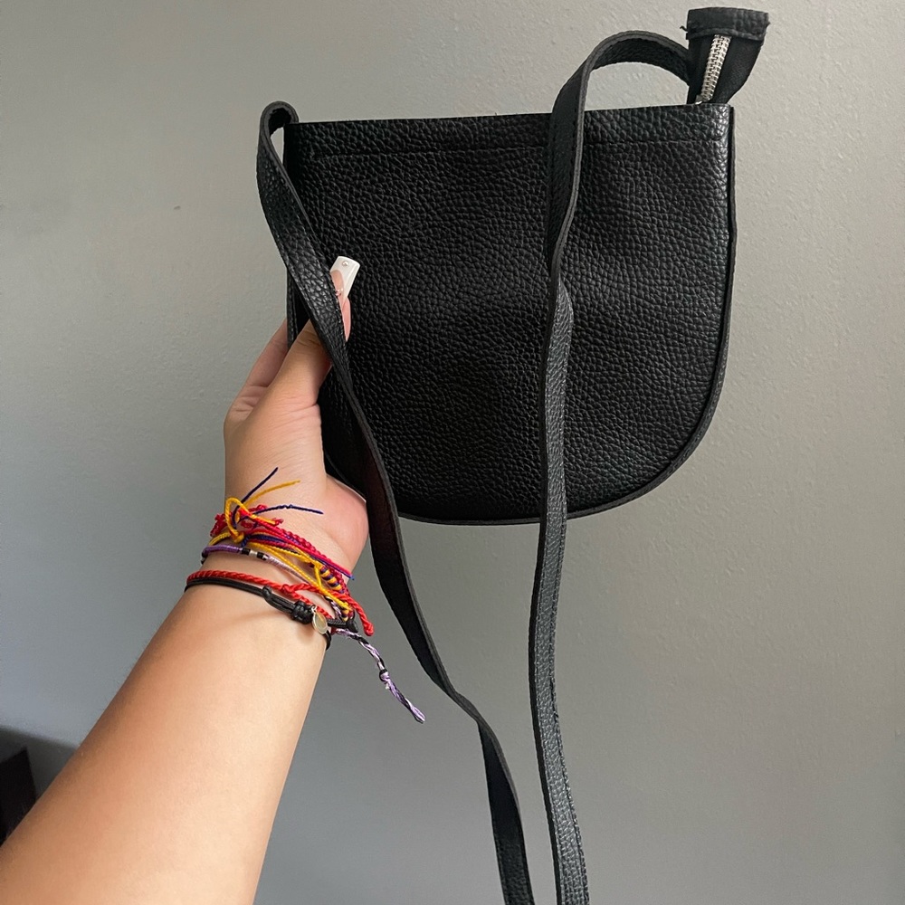 simple cross body
